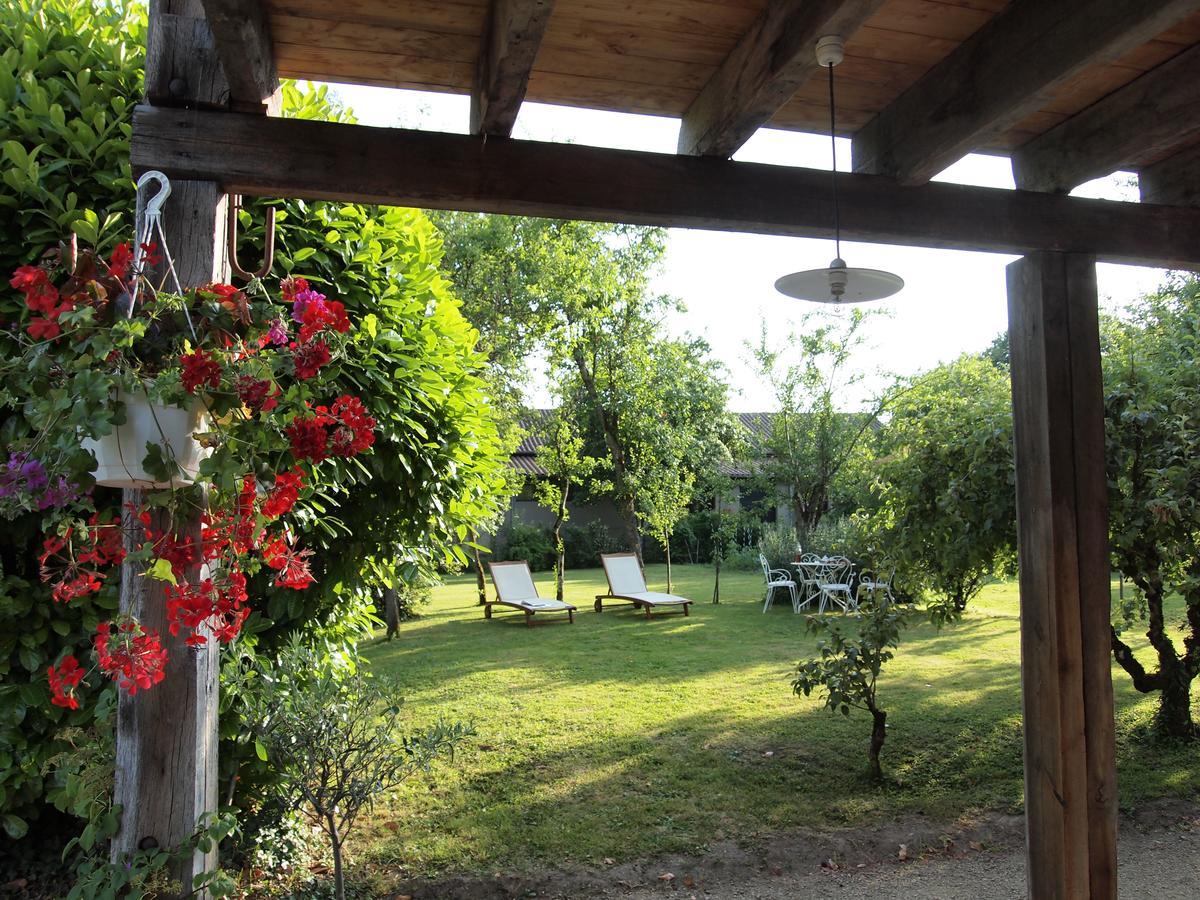 Les Jardins De Lily Saint-Léonard-de-Noblat Exterior photo